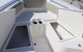 KEY WEST CENTER CONSOLE BAY BOAT CUPHOLDERS AND EASY ACCESS STORGAE