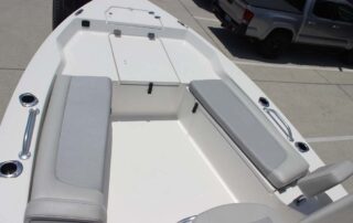 KENCRAFT HYBRID BAY BOAT CENTER CONSOLE BOW SEATING